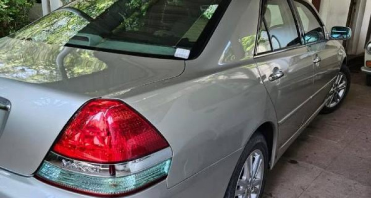 TOYOTA MARK II 2003