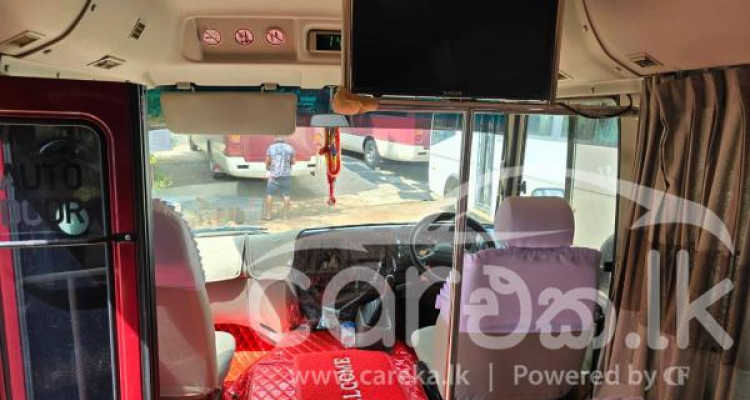 MITSUBISHI FUSO ROSA 2017