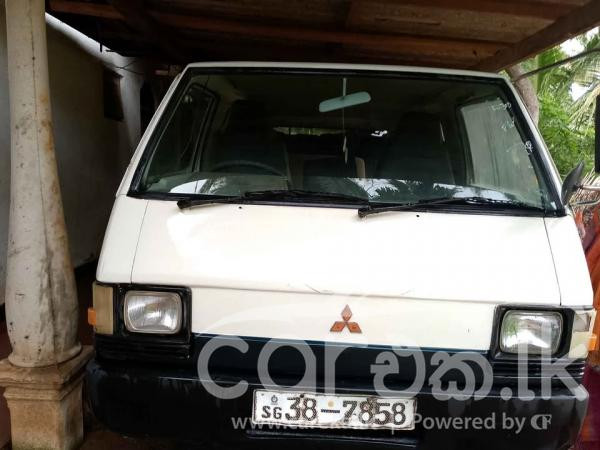 MITSUBISHI DELICA 1980