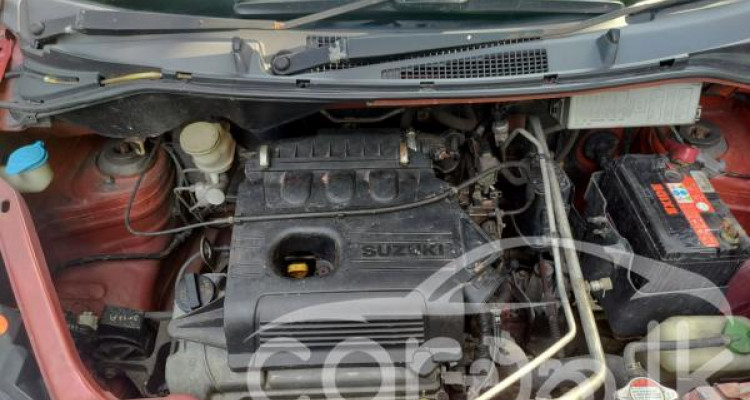 SUZUKI ESTILO 2010