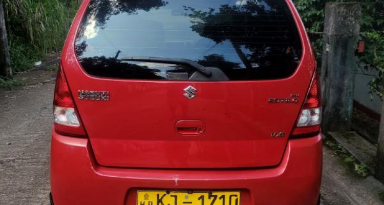 SUZUKI ESTILO 2010