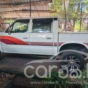 NISSAN DOUBLE CAB 1984
