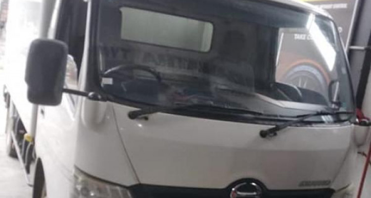 HINO DUTRO 2008