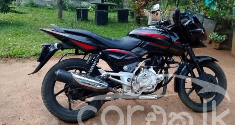 BAJAJ PULSAR 2017