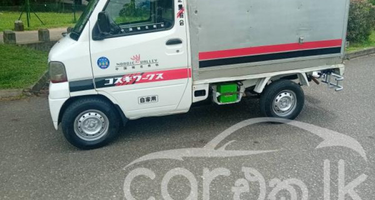 MITSUBISHI MINICAB 2006