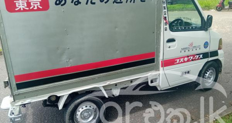 MITSUBISHI MINICAB 2006