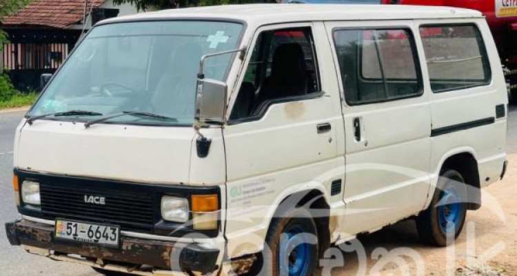 TOYOTA HIACE 1987