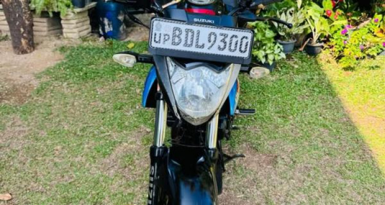 SUZUKI GIXXER 2016