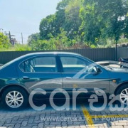 NISSAN CEFIRO 2004