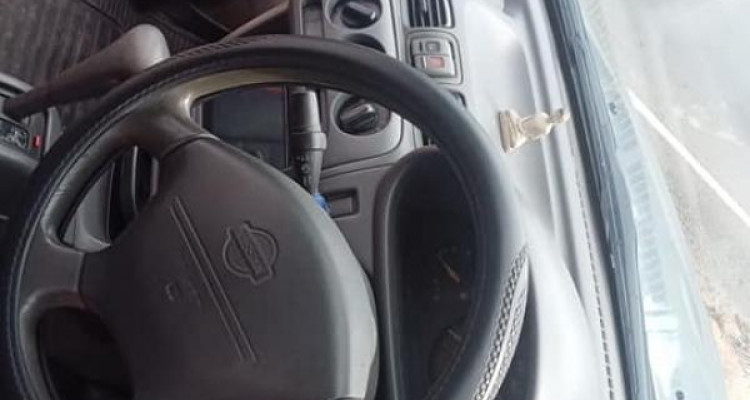 NISSAN MARCH 2000