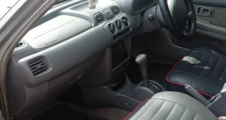 NISSAN MARCH 2000