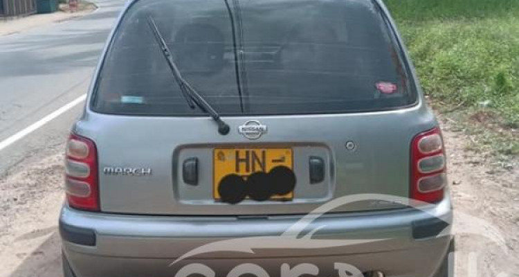 NISSAN MARCH 2000