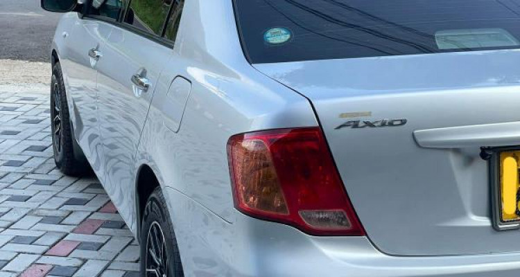 TOYOTA AXIO 2008