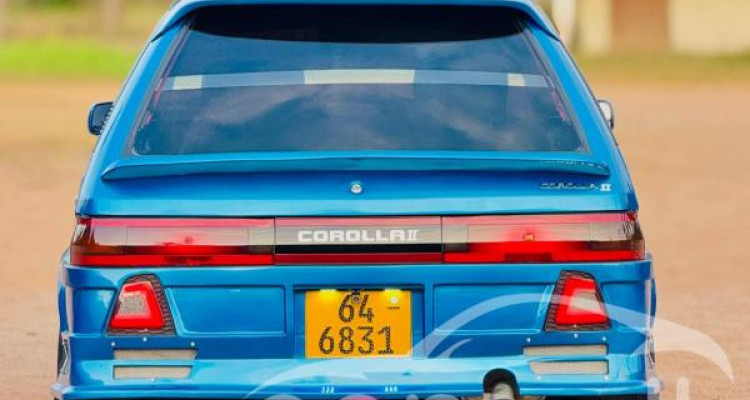 TOYOTA COROLLA 1990