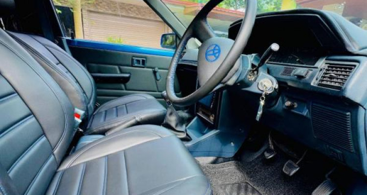 TOYOTA COROLLA 1990