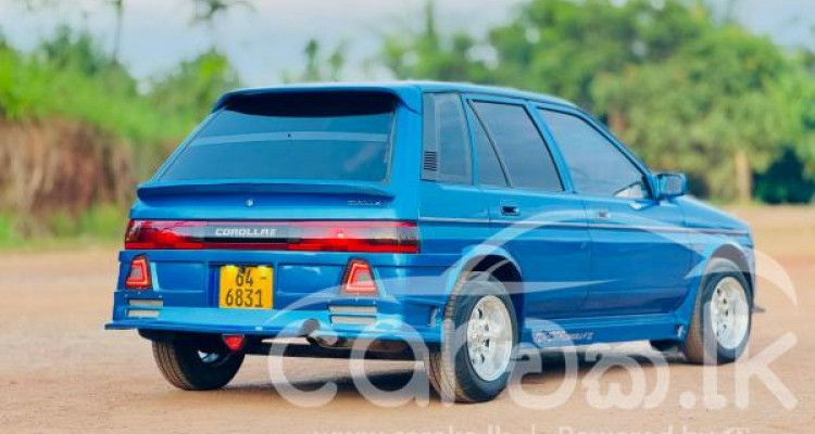 TOYOTA COROLLA 1990