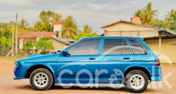 TOYOTA COROLLA 1990