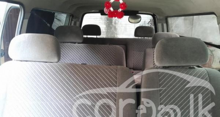 TOYOTA HIACE 1998