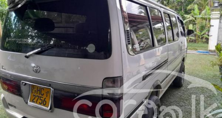 TOYOTA HIACE 1998