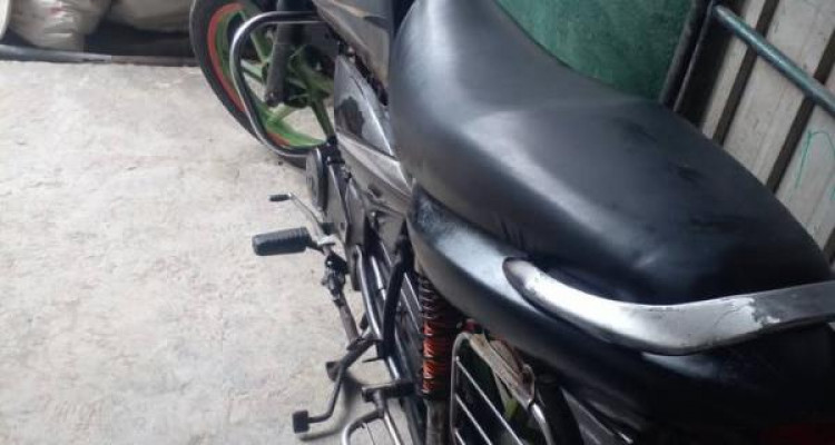 BAJAJ PLATINA 2008