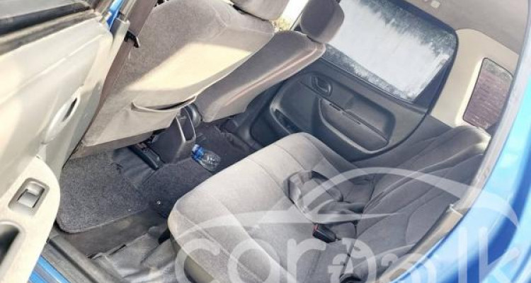 SUZUKI SWIFT 2004