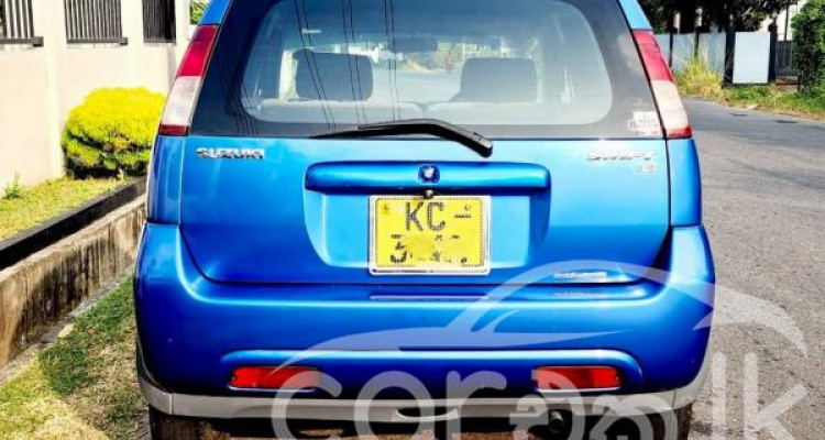 SUZUKI SWIFT 2004