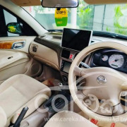 NISSAN SUNNY 2010