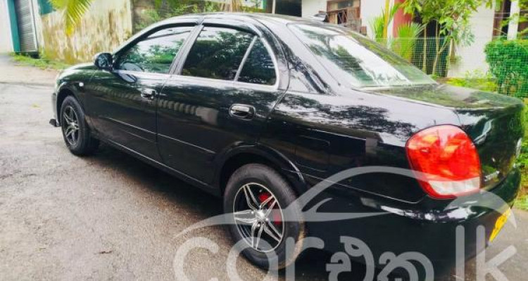 NISSAN SUNNY 2010