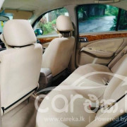 NISSAN SUNNY 2010