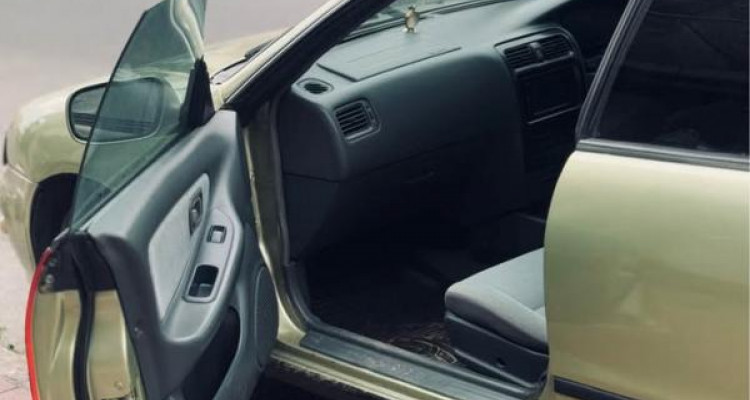 NISSAN PRESEA R11 2000