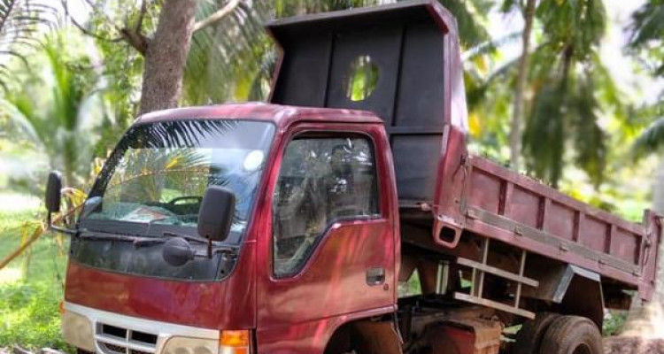 ISUZU LORRY 2007