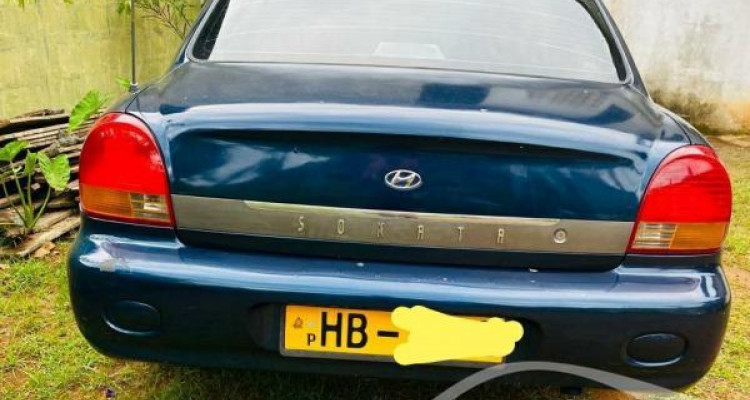 HYUNDAI SONATA 2002