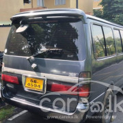TOYOTA HIACE 1990