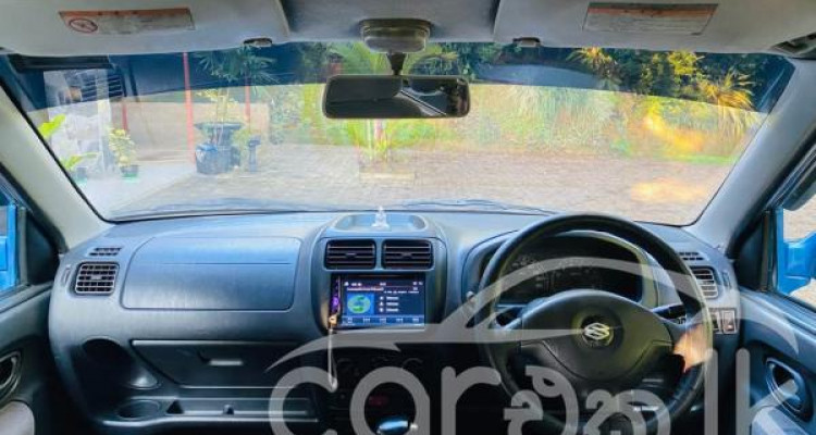 SUZUKI SWIFT 2004