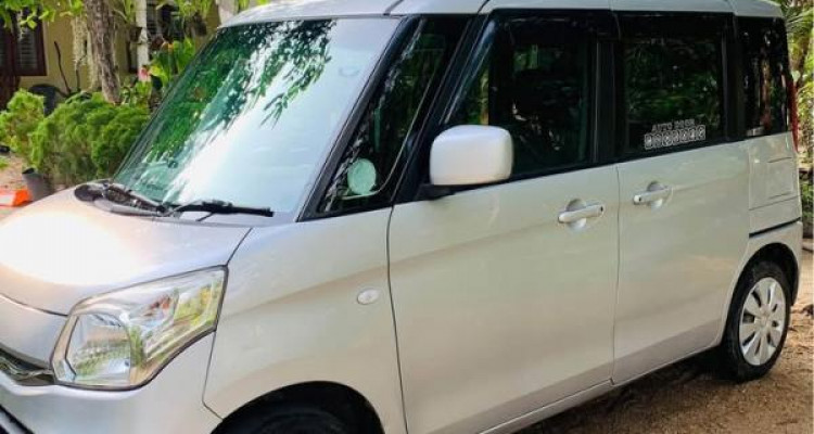 SUZUKI SPACIA 2015