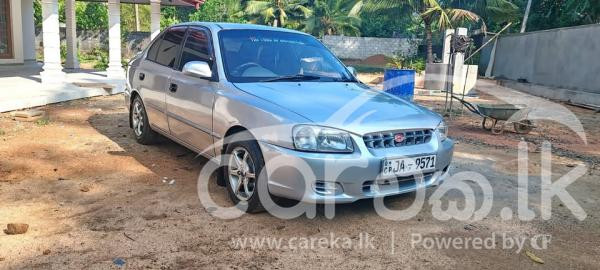 HYUNDAI ACCENT 2001