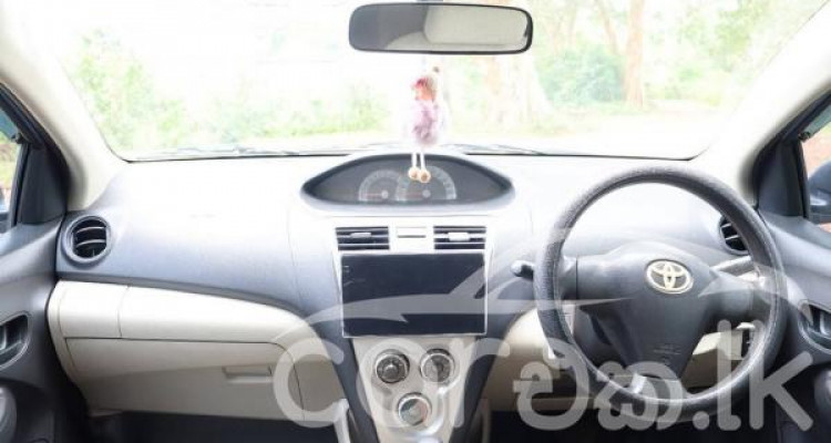 TOYOTA YARIS 2007