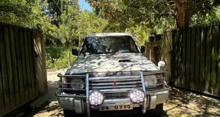 MITSUBISHI PAJERO 1994