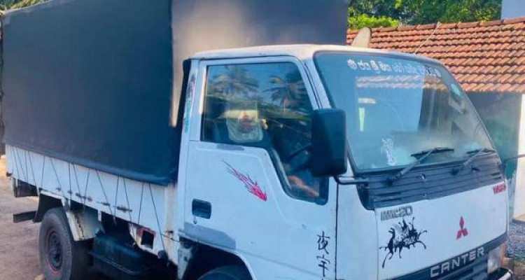 MITSUBISHI CANTER 1988