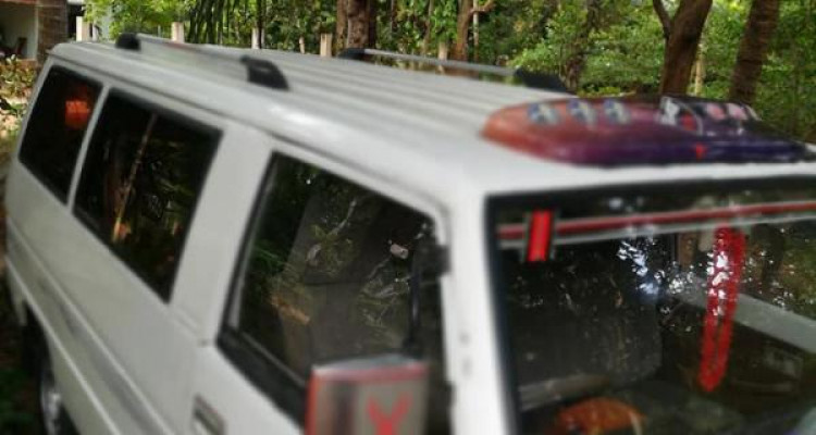 MITSUBISHI DELICA L300 1986