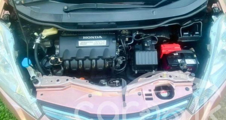 HONDA FIT GP1 2013
