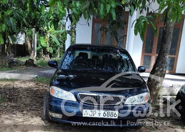 NISSAN CEFIRO 2001