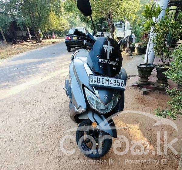 SUZUKI BURGMAN 2020