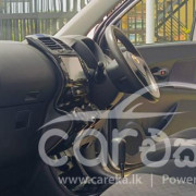 TOYOTA IST 2008