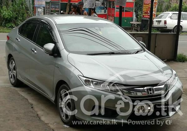 HONDA GRACE 2016