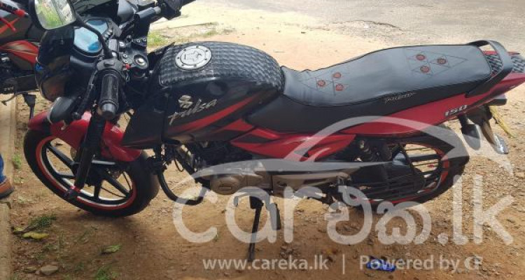 BAJAJ PULSAR 150 2014
