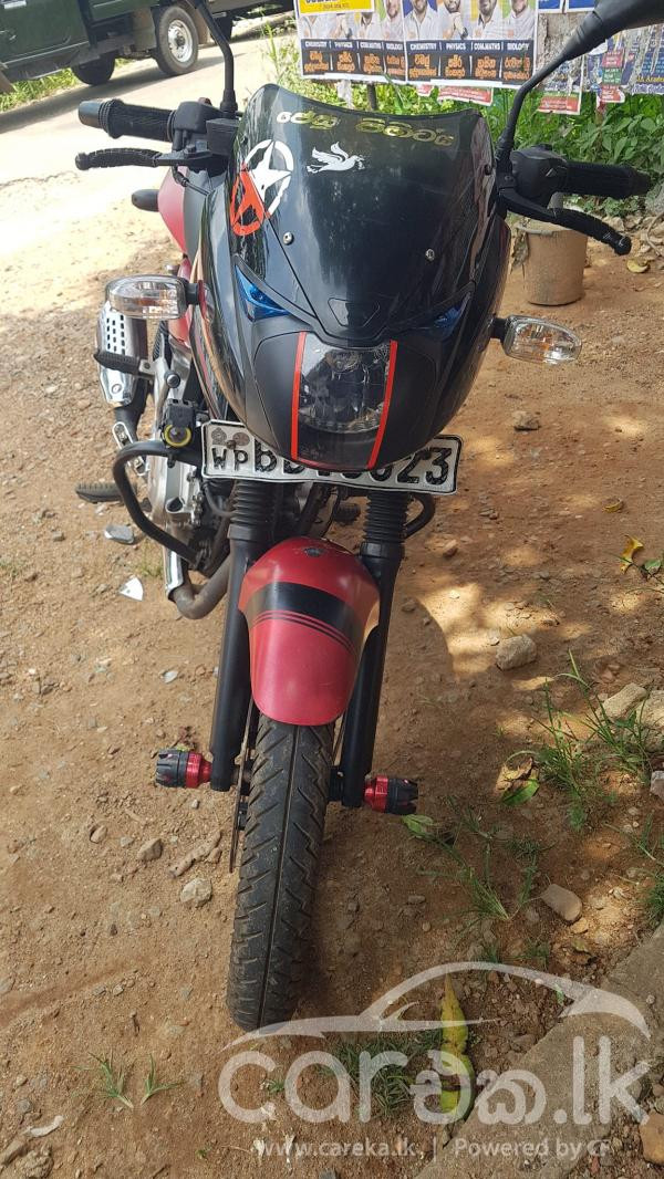 BAJAJ PULSAR 150 2014
