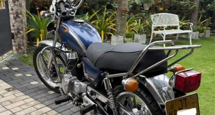 HONDA LA CUSTOM 250 2005