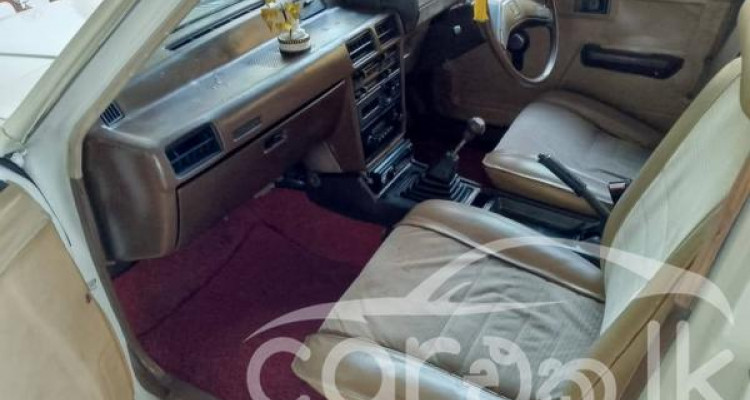 MITSUBISHI LANCER BOX 1983