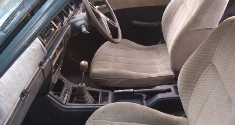 NISSAN SUNNY B10 1989